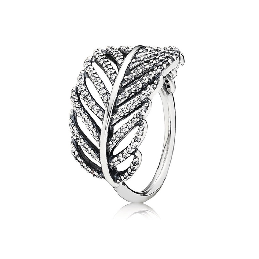 Pandora Feather Ring, size 6
